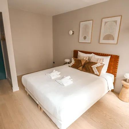 Cosy Tour Eiffel-invalides Apartment *