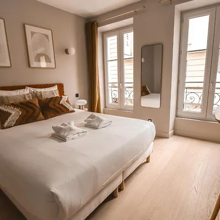 Cosy Tour Eiffel-invalides Διαμέρισμα Παρίσι